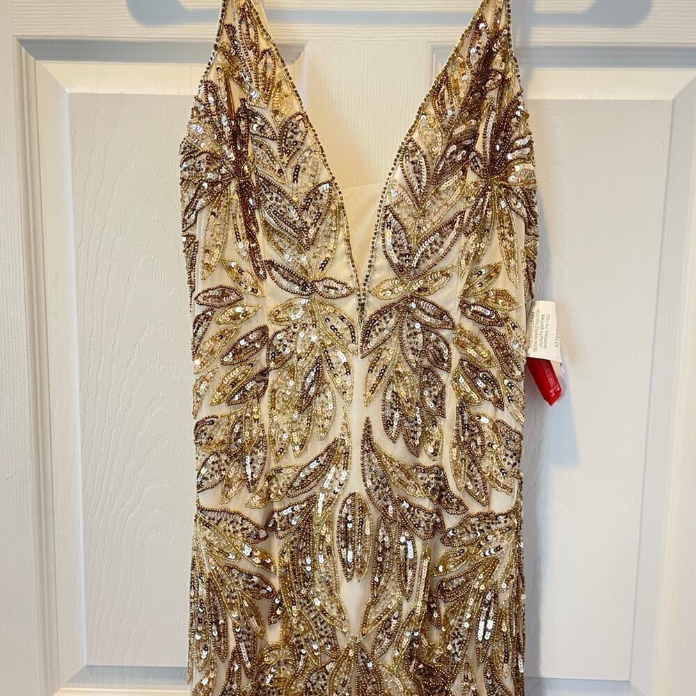 New! Mac Duggal Golden Godess Crystal Lace Trumpet Evening Gown Sz 14 NWT $698 - Picture 6 of 8